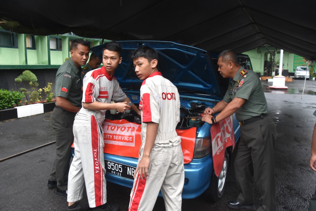 PT. Nasmoko Kota Salatiga adakan Servis Gratis untuk kendaraan dinas korem 073/Makutarama